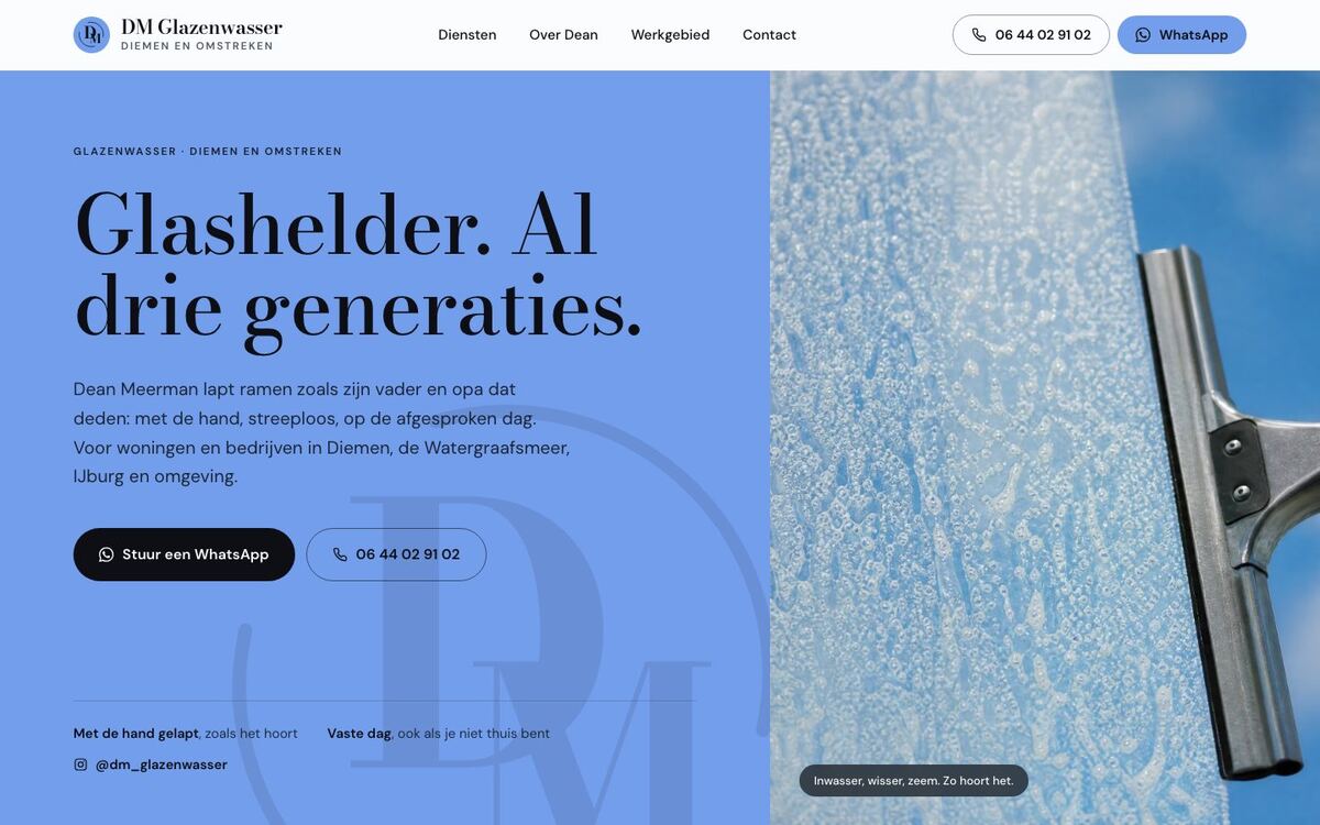 De website van DM Glazenwasser op een laptop