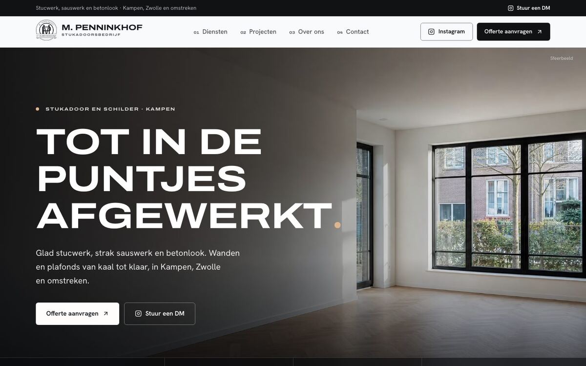 De website van Stukadoorsbedrijf Penninkhof op een laptop